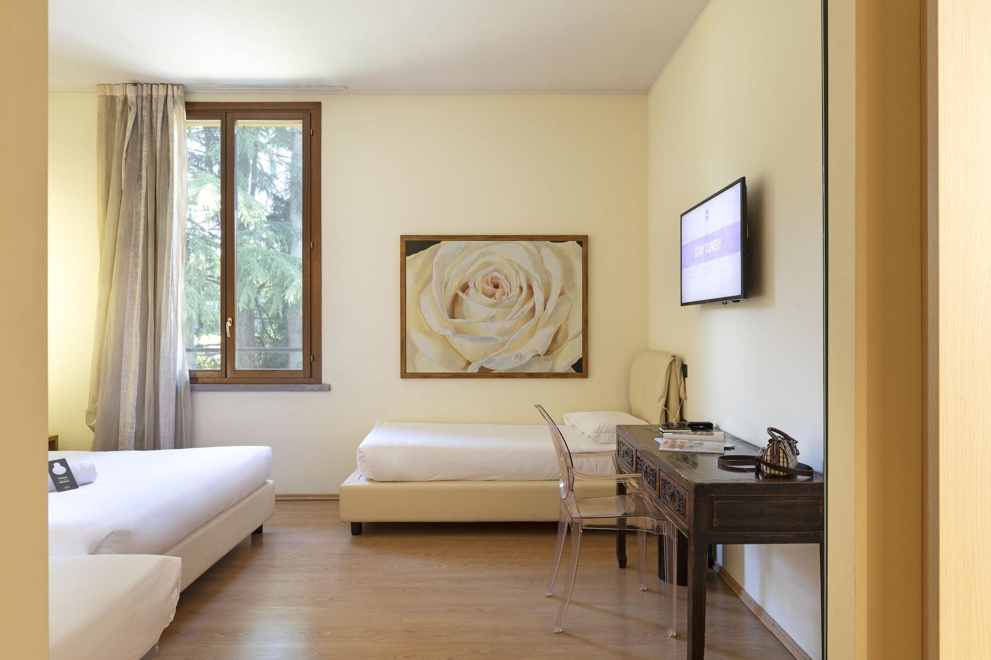 B&B Hotel Malpensa Lago Maggiore Vergiate Exterior photo