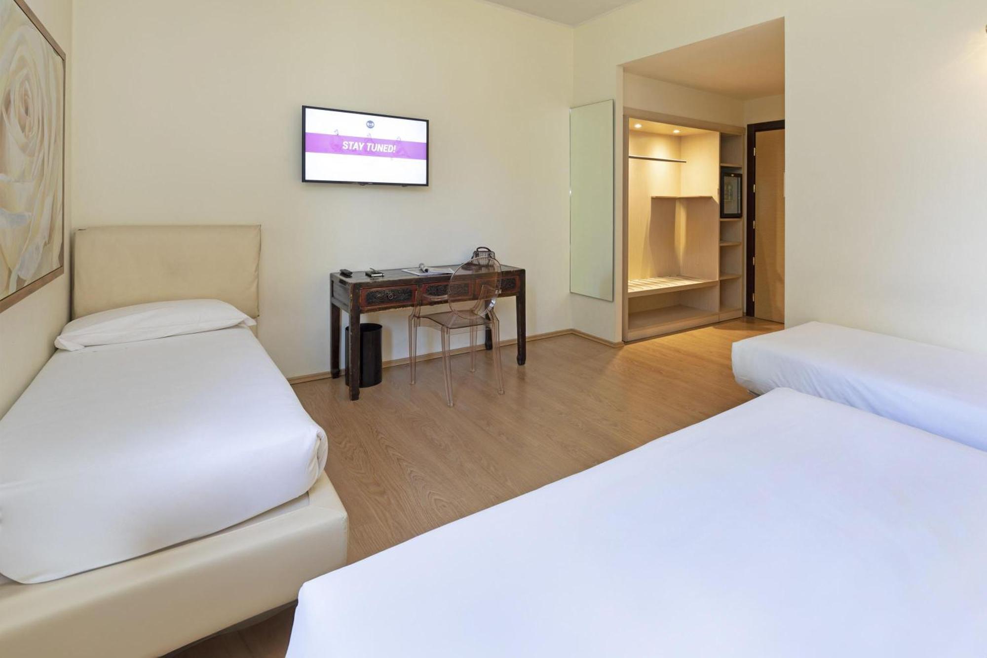 B&B Hotel Malpensa Lago Maggiore Vergiate Exterior photo