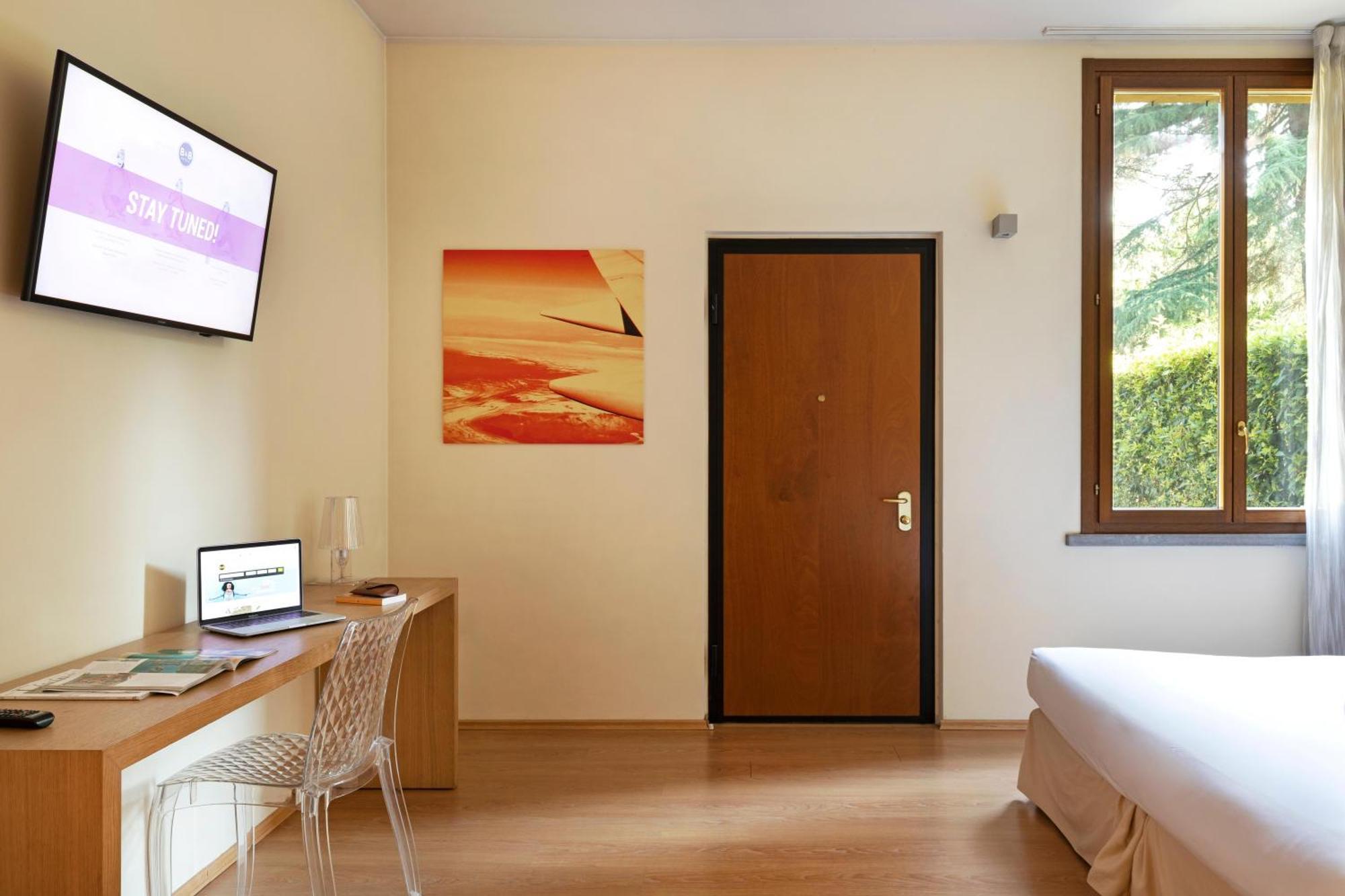 B&B Hotel Malpensa Lago Maggiore Vergiate Exterior photo