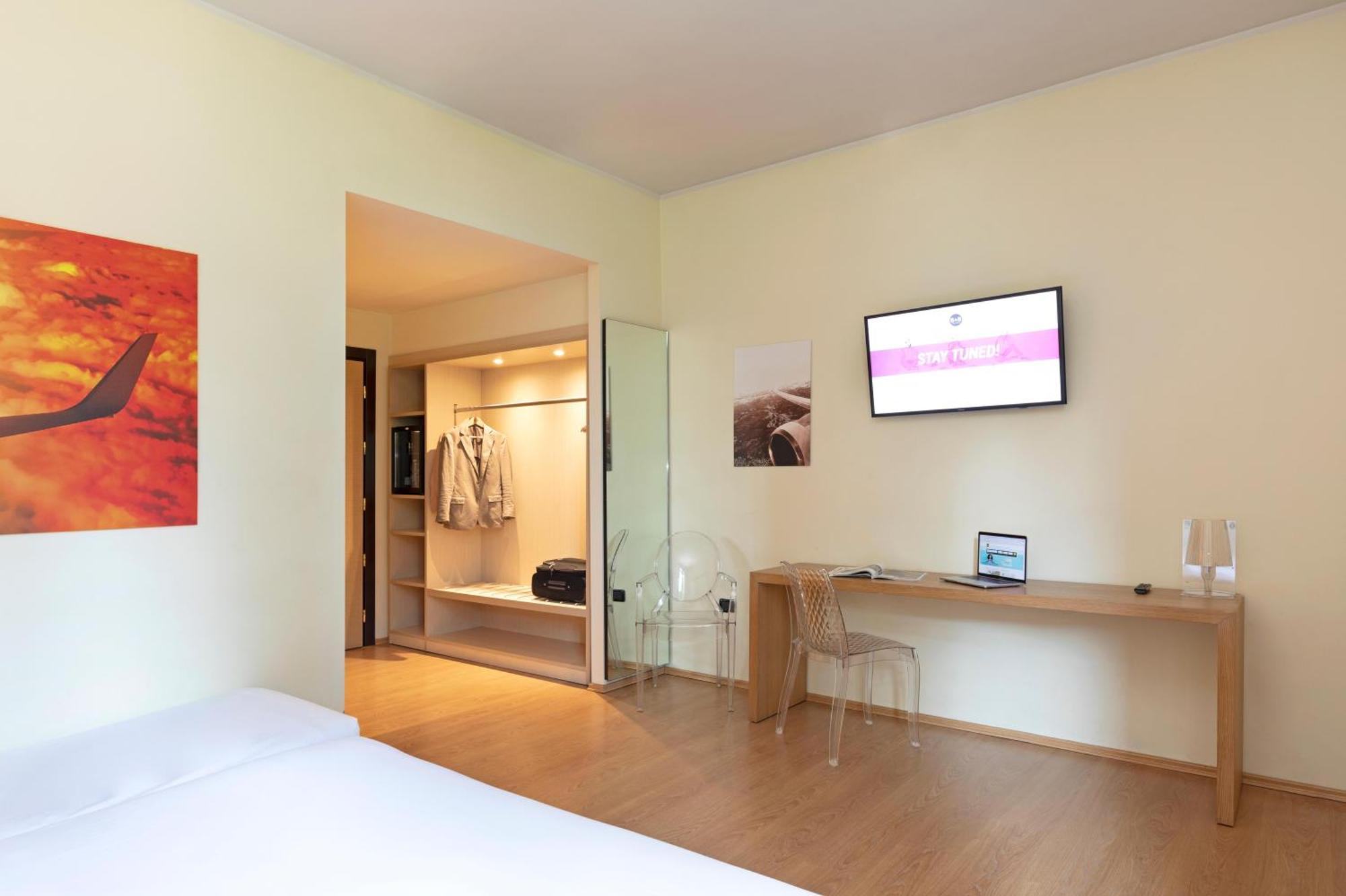 B&B Hotel Malpensa Lago Maggiore Vergiate Exterior photo
