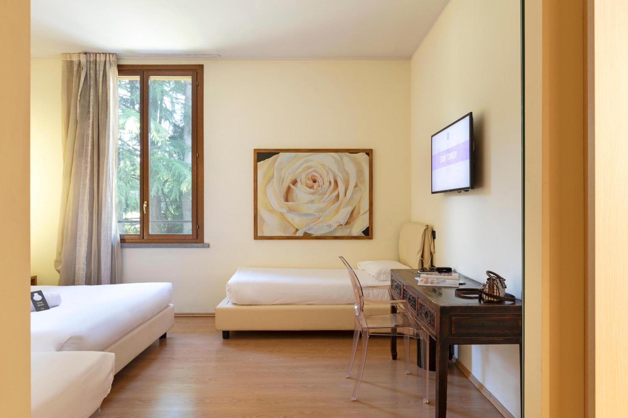 B&B Hotel Malpensa Lago Maggiore Vergiate Exterior photo