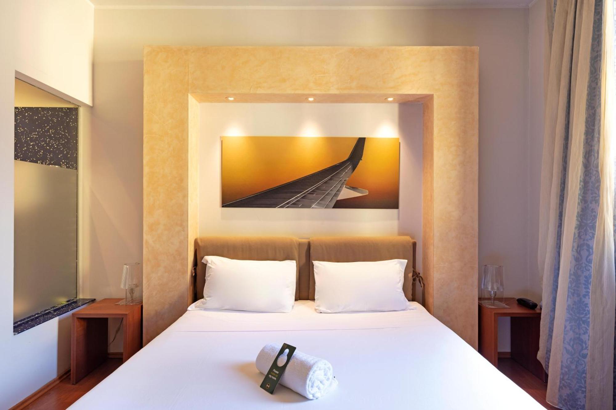 B&B Hotel Malpensa Lago Maggiore Vergiate Exterior photo