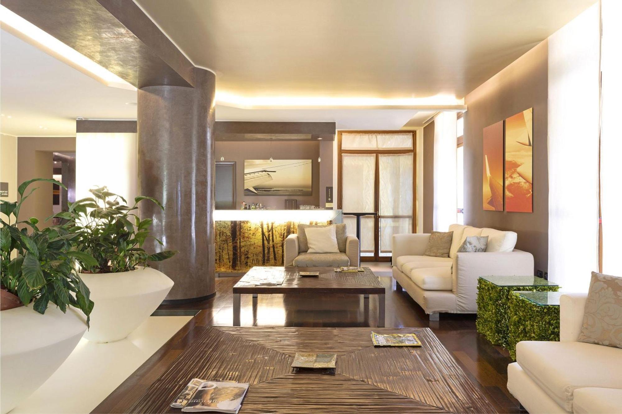 B&B Hotel Malpensa Lago Maggiore Vergiate Exterior photo